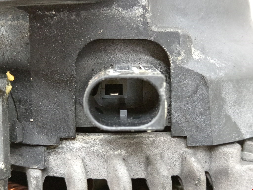 Генератор BMW 3-Series (F30/F31/F34/F35) купить в Беларуси