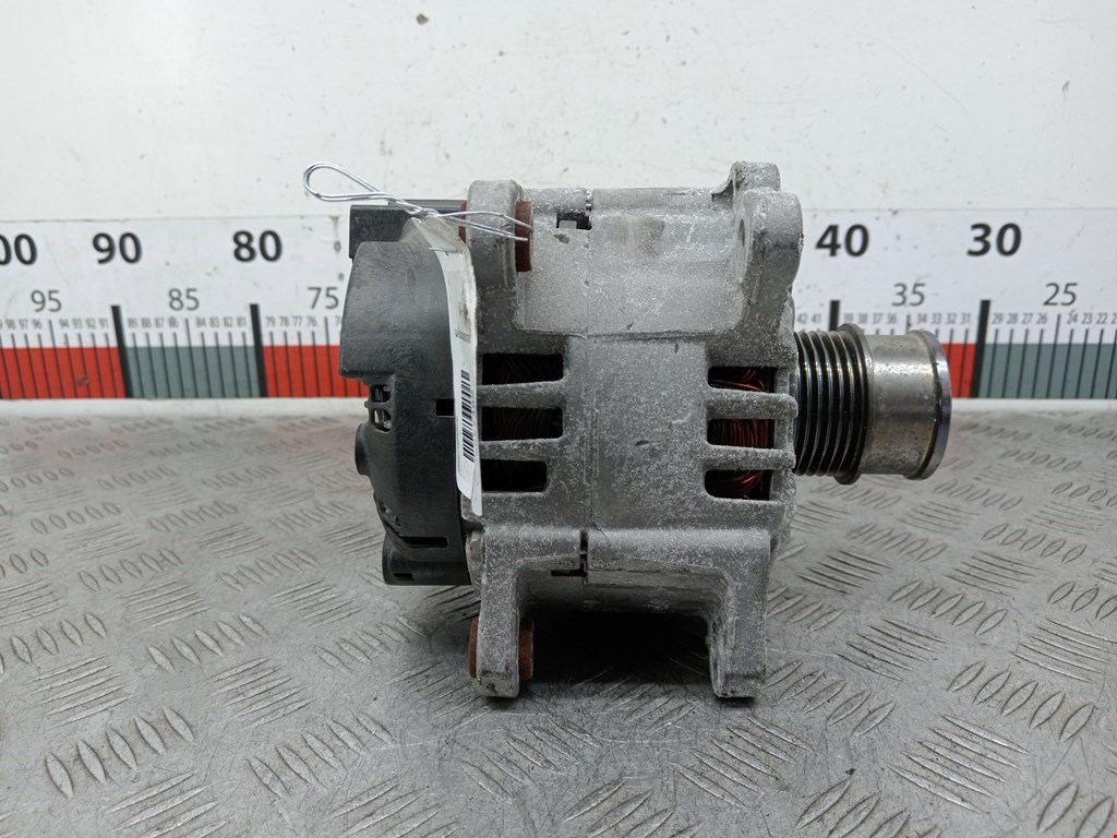 Генератор Volkswagen Golf Sportsvan купить в Беларуси