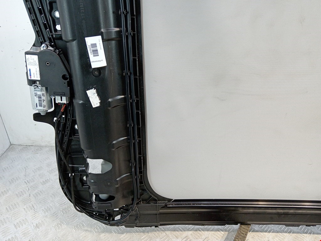 Люк Volkswagen Golf Sportsvan купить в Беларуси