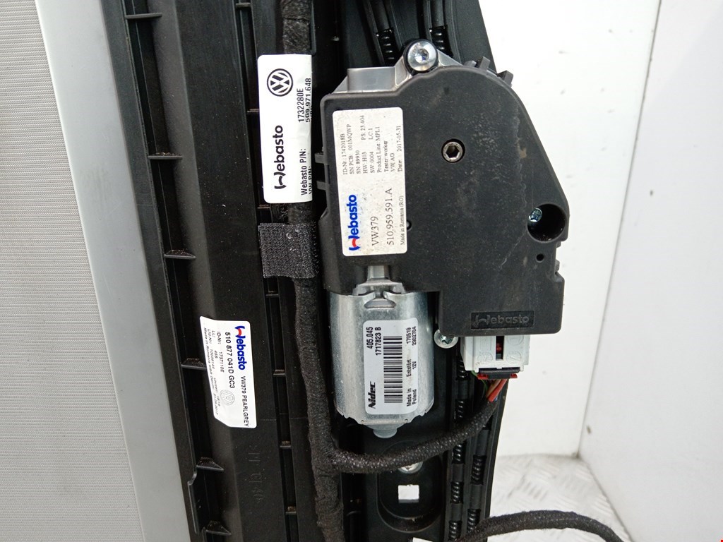 Люк Volkswagen Golf Sportsvan купить в Беларуси