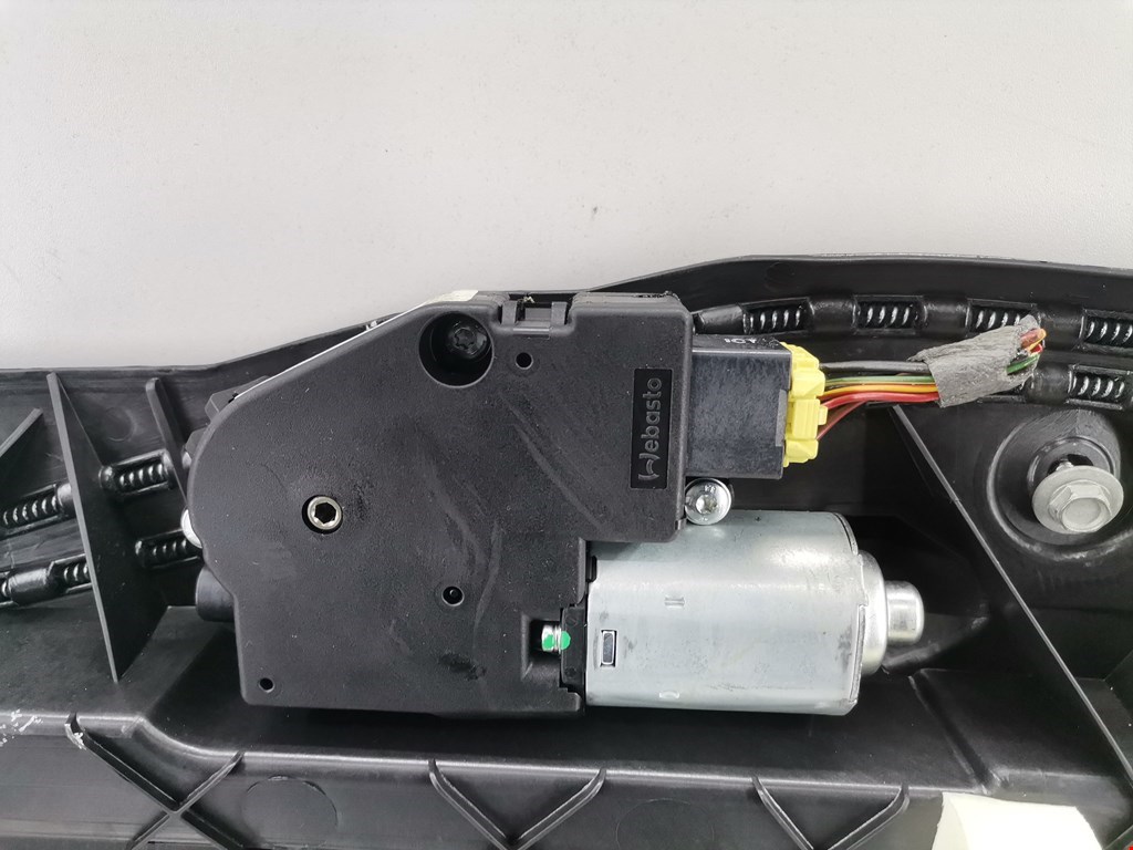 Люк Land Rover Range Rover Sport 1 купить в Беларуси