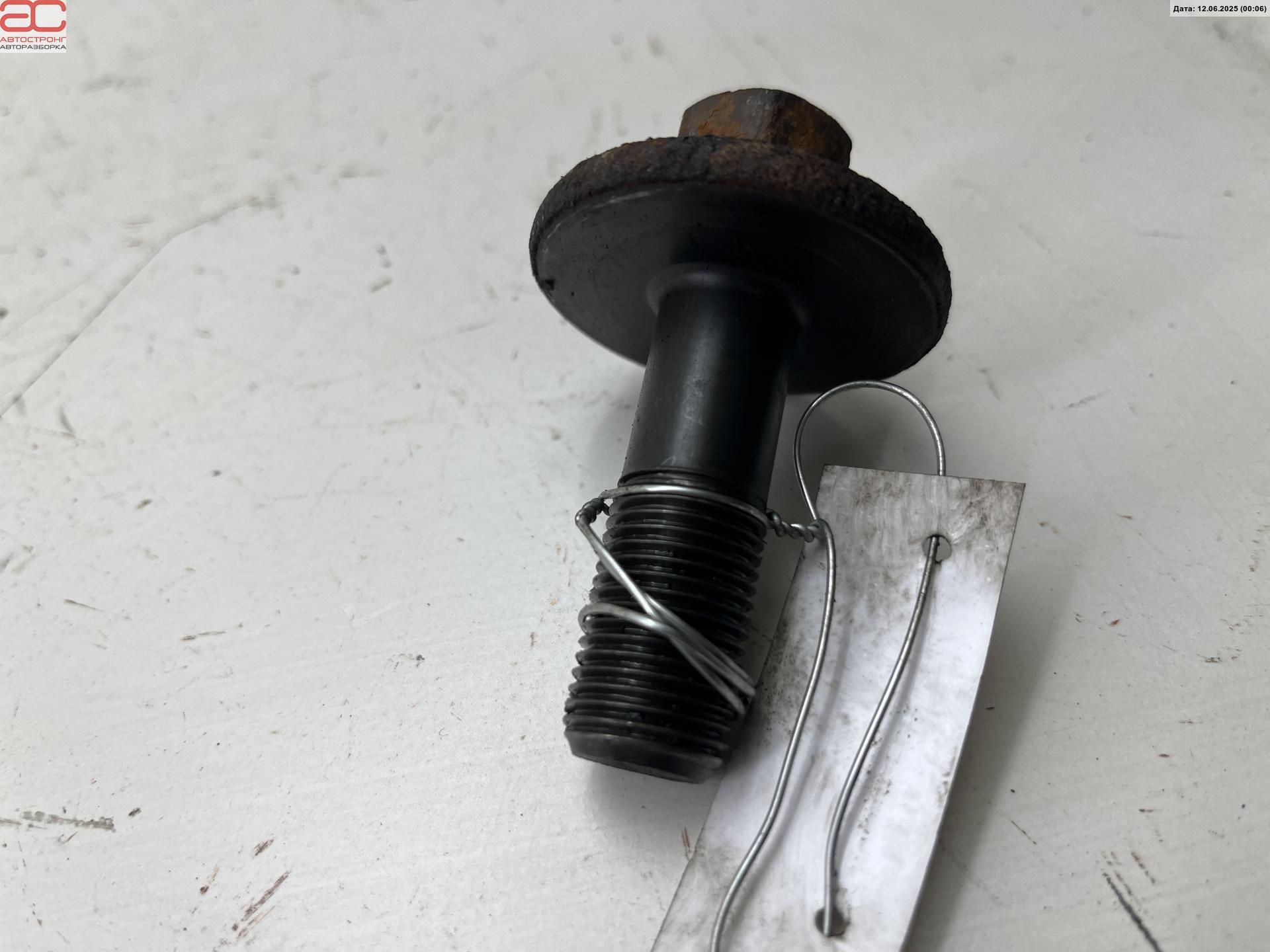 Болт Nissan X-Trail T30 купить в Беларуси