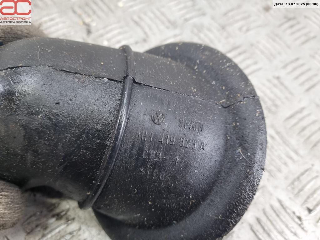 Уплотнитель Volkswagen Golf 3 купить в Беларуси