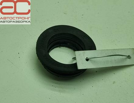 Уплотнитель Volkswagen Passat 6 купить в Беларуси